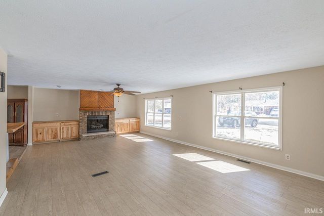 10450 Appletree Lane, Osceola, IN 46561