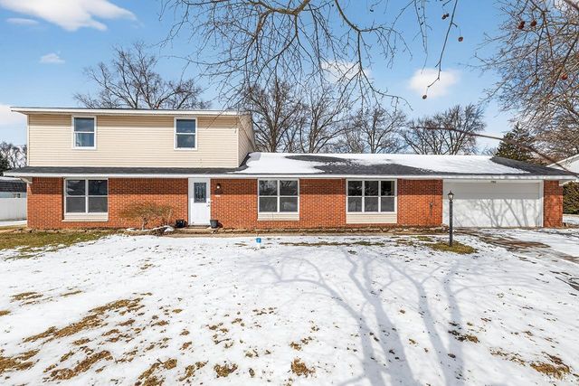 10450 Appletree Lane, Osceola, IN 46561