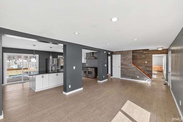 10450 Appletree Lane, Osceola, IN 46561