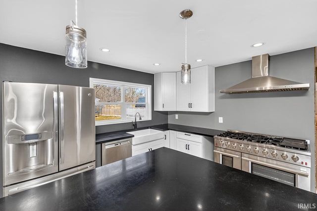 10450 Appletree Lane, Osceola, IN 46561