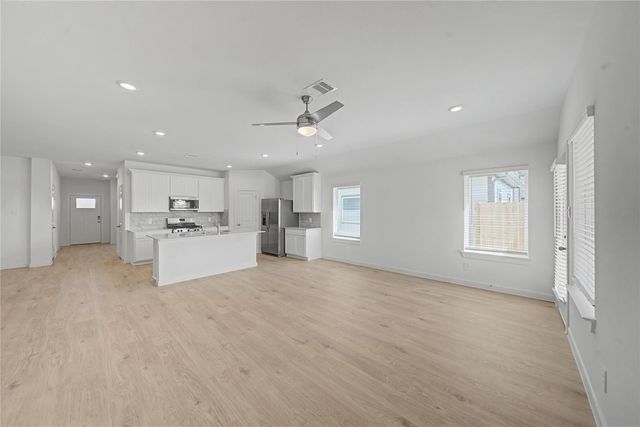 31143 Warwick Coast Court, Fulshear, TX 77441