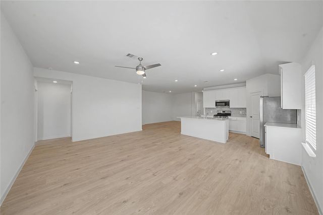 31143 Warwick Coast Court, Fulshear, TX 77441