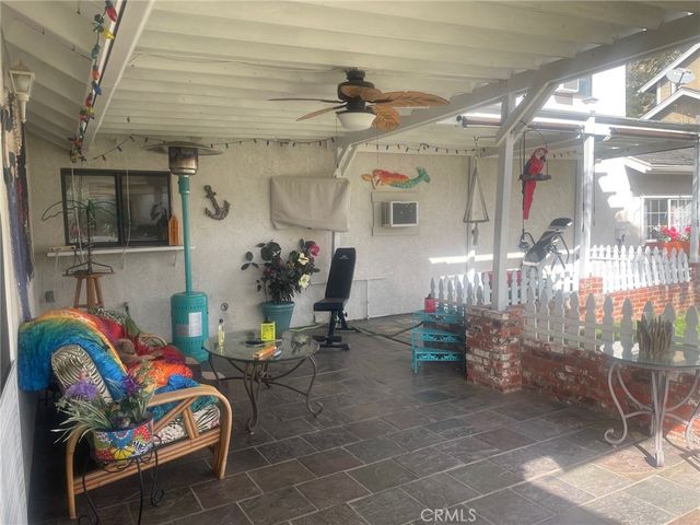 14030 Simshaw, Sylmar, CA 91342