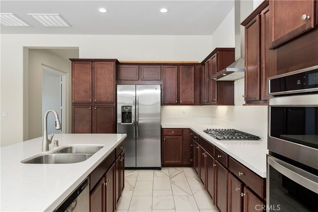 11169 Fourleaf Court, Temescal Valley, CA 92883