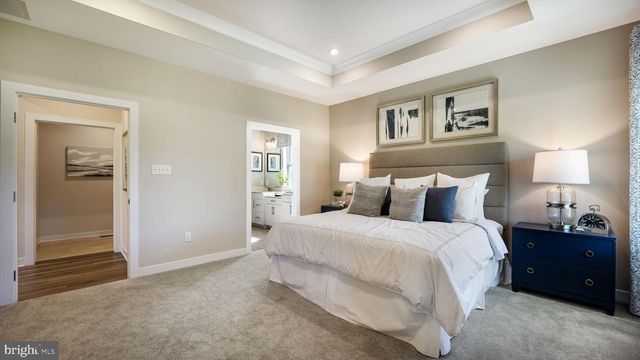 1000 GILRAY DR, Downingtown, PA 19335