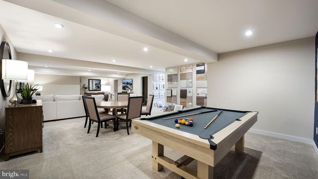 1000 GILRAY DR, Downingtown, PA 19335