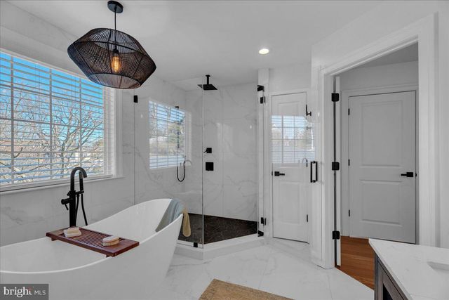 425 PELTOMA RD, Haddonfield, NJ 08033