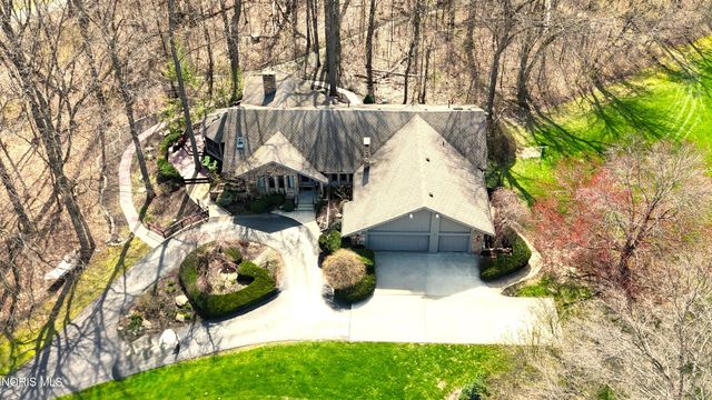 1440 S Stadium Road, Oregon, OH 43616