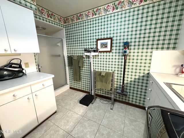 1440 S Stadium Road, Oregon, OH 43616
