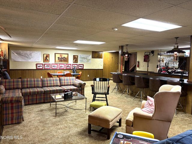 1440 S Stadium Road, Oregon, OH 43616