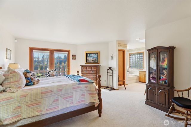 2910 13th Street SW, Puyallup, WA 98373