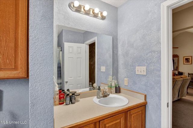 2513 Krystal Lane, Vancleave, MS 39565