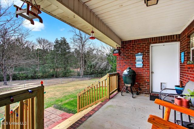 2513 Krystal Lane, Vancleave, MS 39565