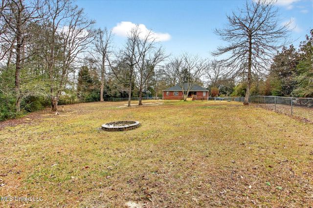 2513 Krystal Lane, Vancleave, MS 39565