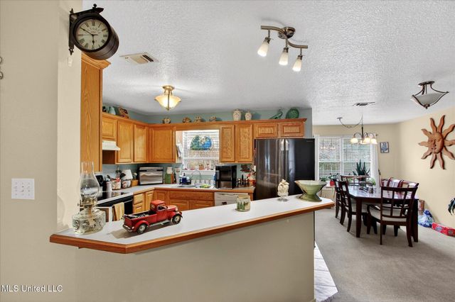 2513 Krystal Lane, Vancleave, MS 39565