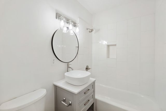 522 E Trinity Ln, E, Nashville, TN 37207