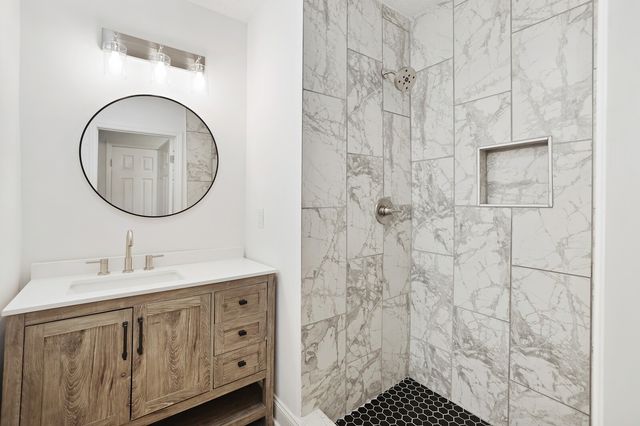 522 E Trinity Ln, E, Nashville, TN 37207