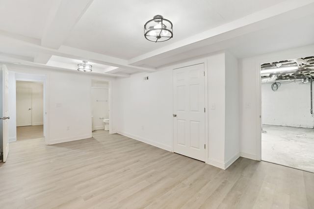 522 E Trinity Ln, E, Nashville, TN 37207