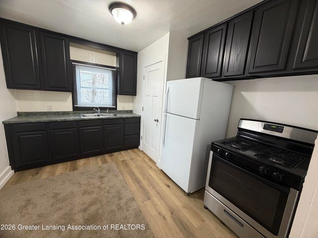 715 Randall Street, Lansing, MI 48906