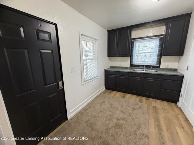 715 Randall Street, Lansing, MI 48906