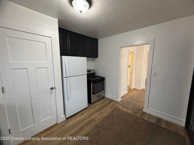 715 Randall Street, Lansing, MI 48906