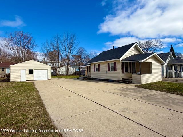 715 Randall Street, Lansing, MI 48906