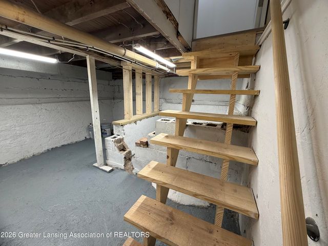 715 Randall Street, Lansing, MI 48906