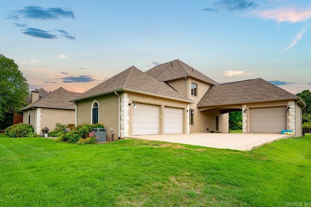 1760 Centennial Club Drive, Conway, AR 72034