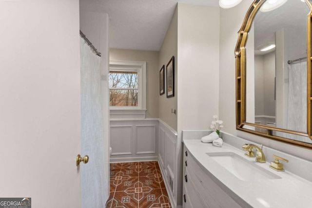 825 Beverly Drive, Gainesville, GA 30501