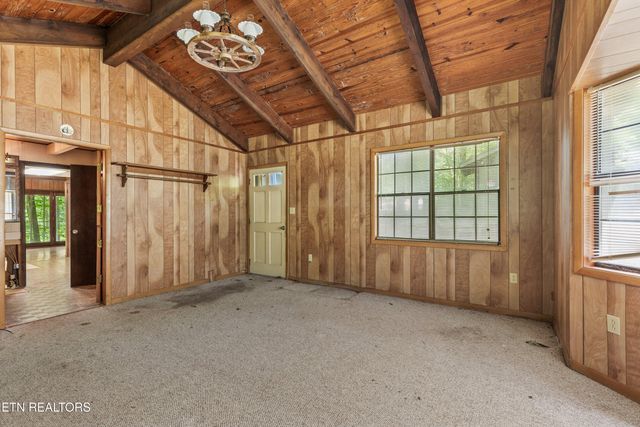 4539 Houge Way, Cosby, TN 37722