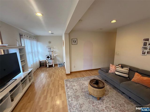35 Ralph Street, Belleville, NJ 07109