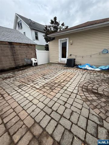 35 Ralph Street, Belleville, NJ 07109