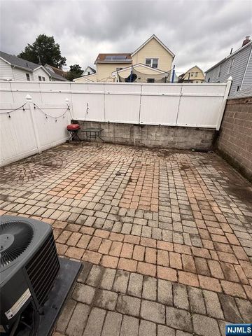 35 Ralph Street, Belleville, NJ 07109
