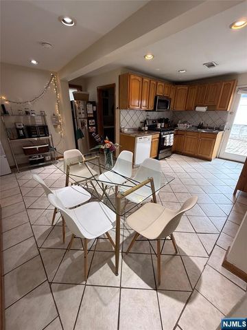 35 Ralph Street, Belleville, NJ 07109