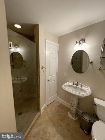 825 S BOULDIN ST, Baltimore, MD 21224