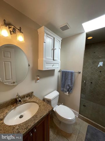 825 S BOULDIN ST, Baltimore, MD 21224