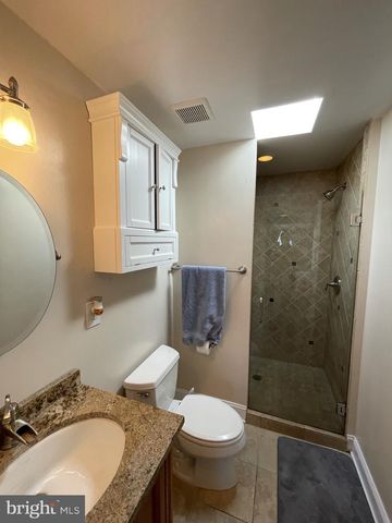 825 S BOULDIN ST, Baltimore, MD 21224