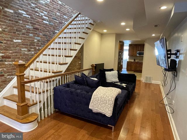 825 S BOULDIN ST, Baltimore, MD 21224