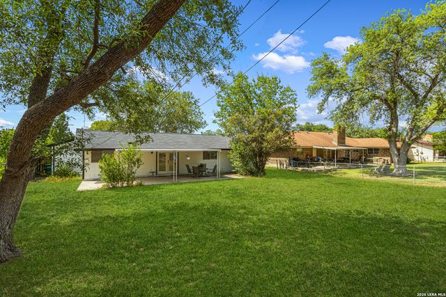 330 WHITECLIFF DR, San Antonio, TX 78227