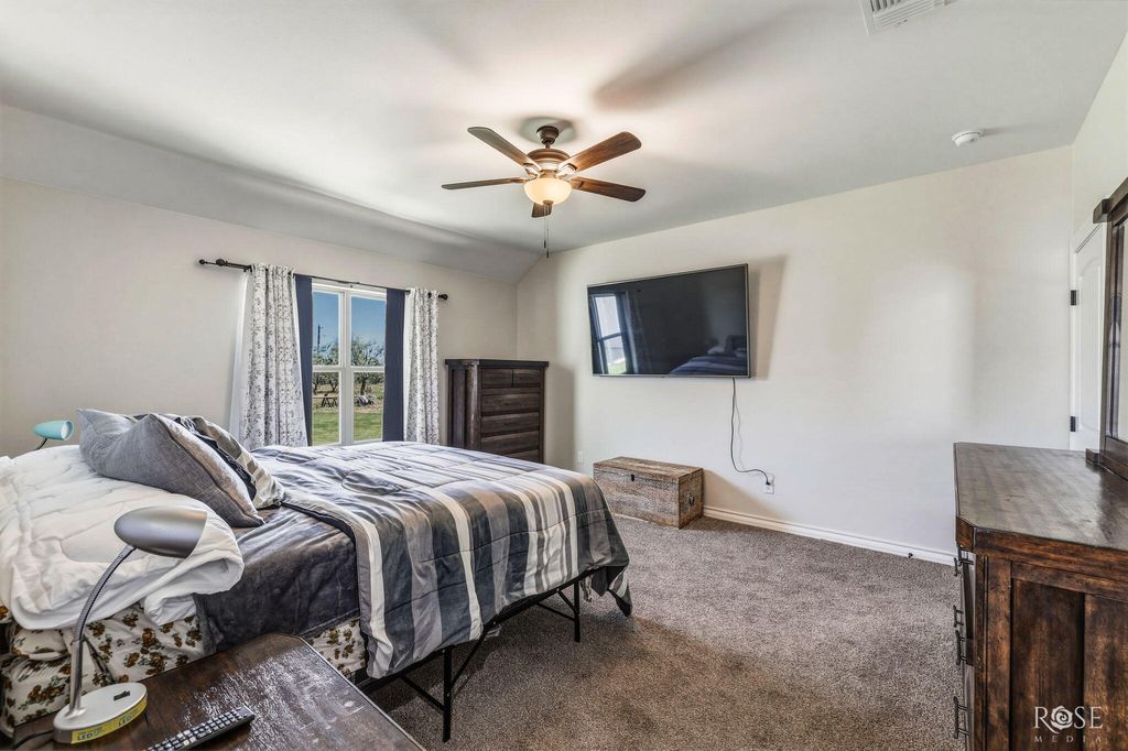 Image 14 of property listing at 3328 Reindeer Run, San Angelo, TX 76901