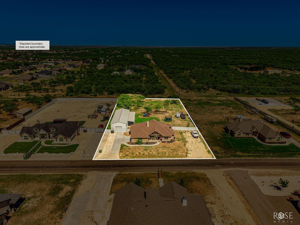 Image 32 of property listing at 3328 Reindeer Run, San Angelo, TX 76901