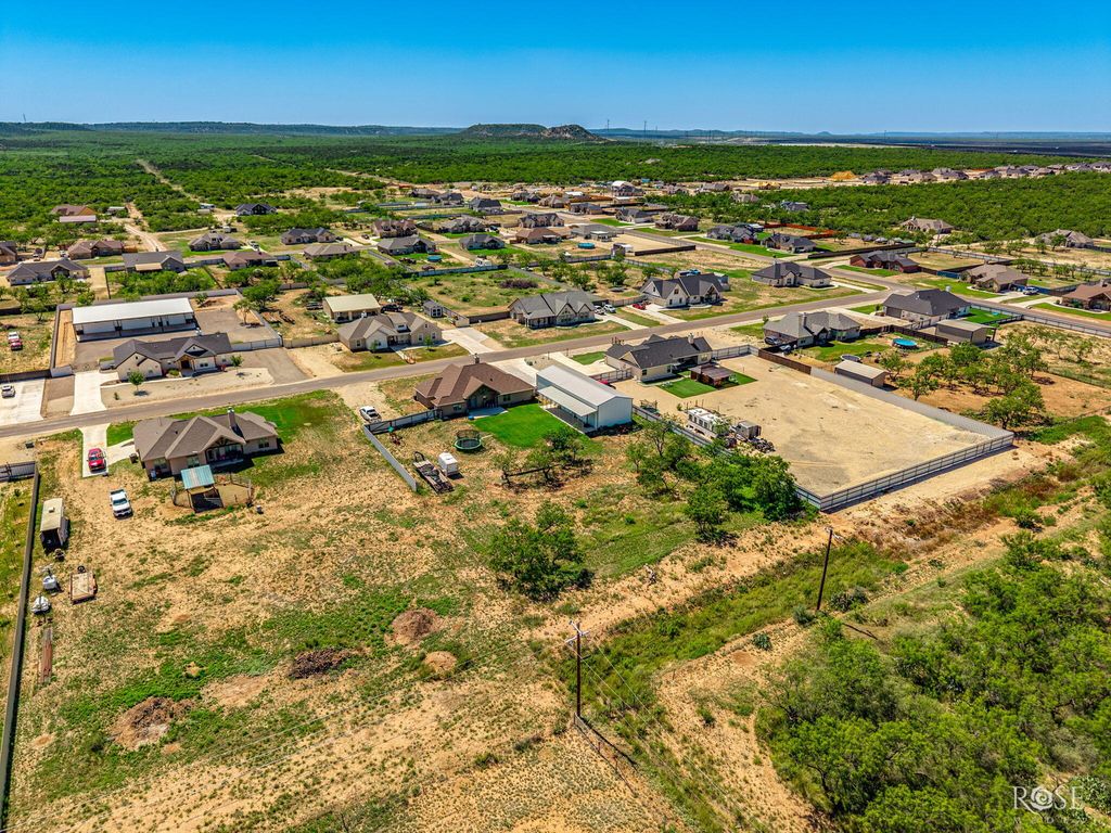 Image 38 of property listing at 3328 Reindeer Run, San Angelo, TX 76901