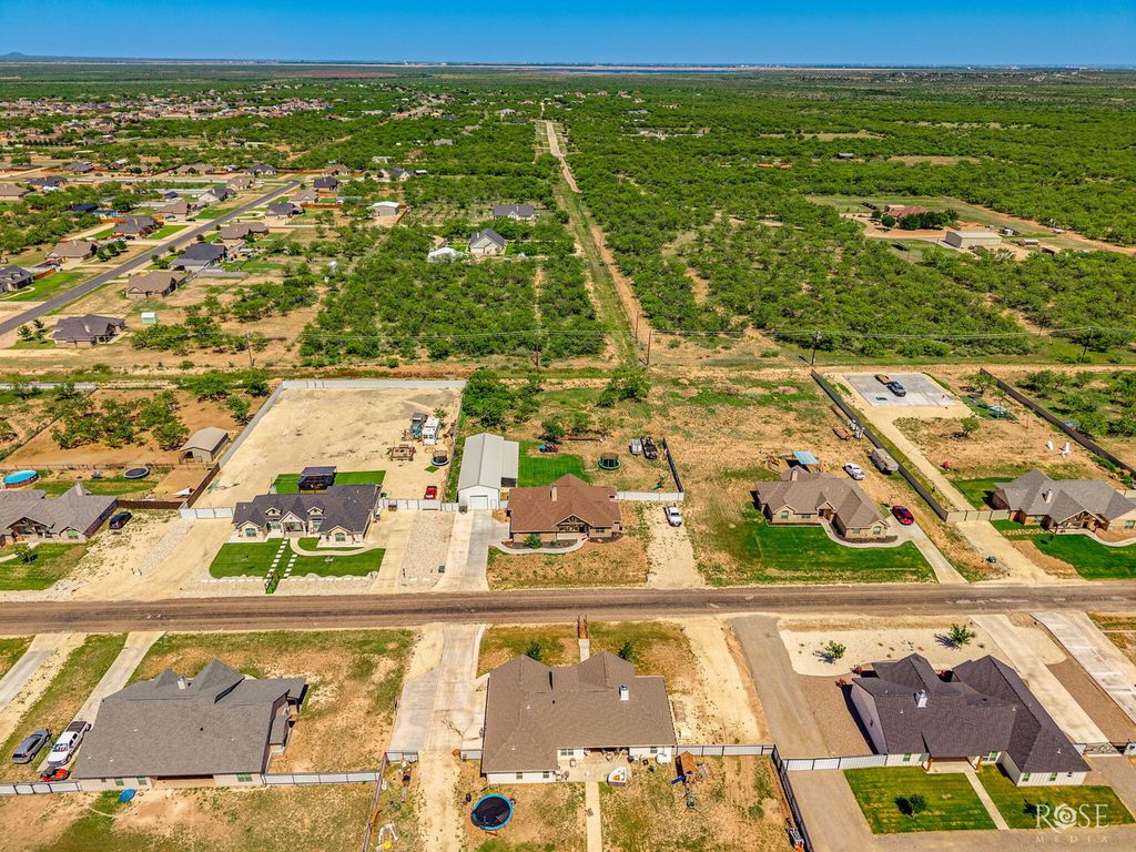 Image 41 of property listing at 3328 Reindeer Run, San Angelo, TX 76901
