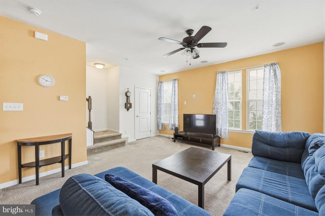 325 SCHMIDT RD, Phoenixville, PA 19460