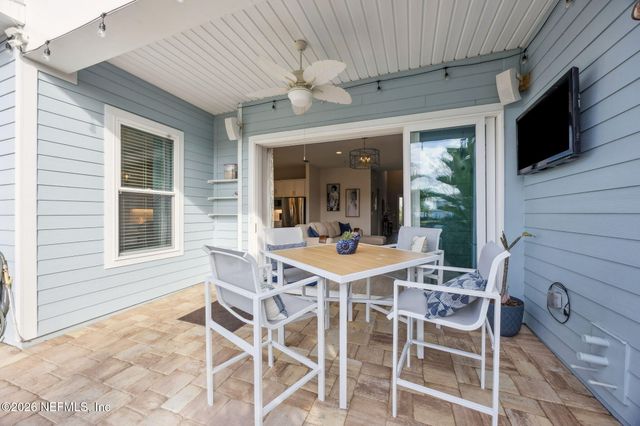 668 RUM RUNNER Way, St. Johns, FL 32259