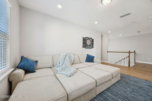 668 RUM RUNNER Way, St. Johns, FL 32259