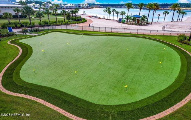 668 RUM RUNNER Way, St. Johns, FL 32259