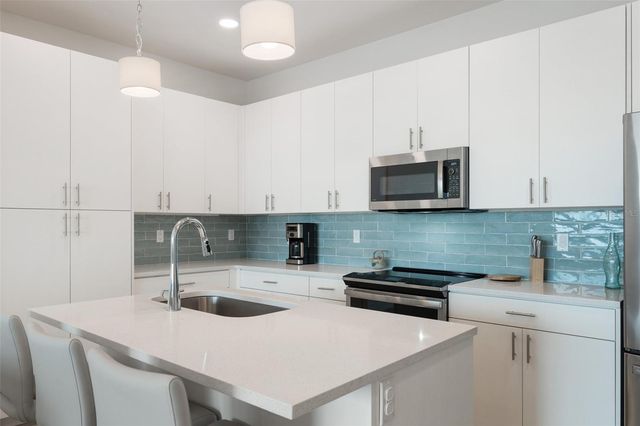 300 150TH AVENUE 510, Madeira Beach, FL 33708