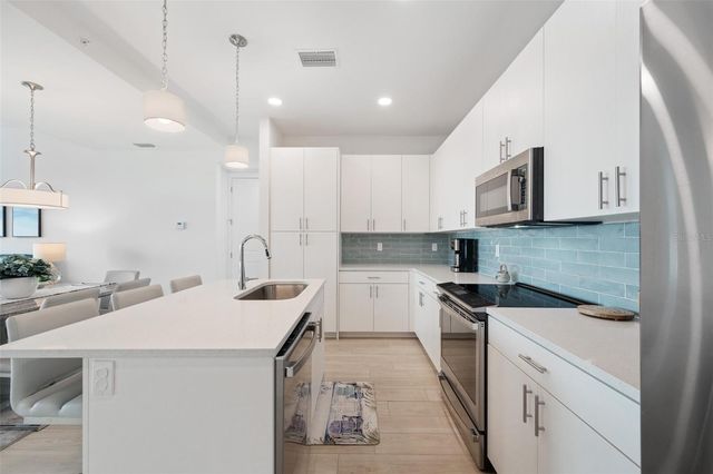 300 150TH AVENUE 510, Madeira Beach, FL 33708