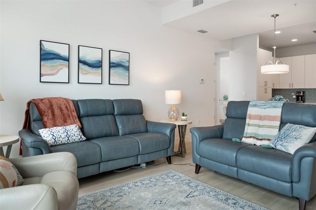 300 150TH AVENUE 510, Madeira Beach, FL 33708